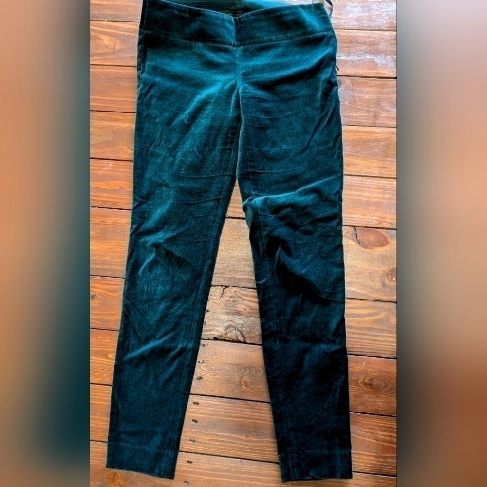 The Limited Emerald Green Pants - Picture 2 of 12